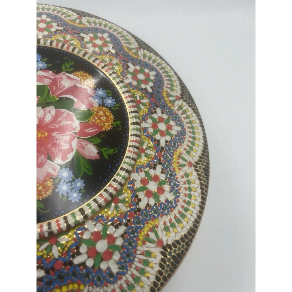 Vtg Daher Designed Round Lidded Tin Made in England 8